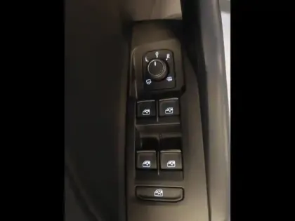 Photo 13 Volkswagen T-cross  1.0 TSI 116ch R-Line DSG7