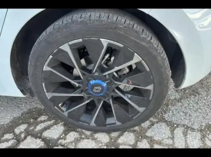 Photo 12 Renault Clio  1.6 E-Tech 145ch full hybrid esprit Alpine - 24