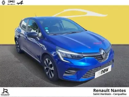 Photo 12 Renault Clio  1.6 E-Tech hybride 140ch Limited -21N