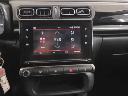 Photo 12 Citroën C3  1.2 PureTech 83ch S&S Shine