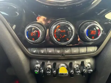 Photo 8 Mini Countryman  Cooper SE 125ch + 95ch Edition Premium Plus ALL4 BVA6