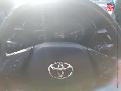 Photo 11 Toyota C-HR  122h Dynamic 2WD E-CVT Camera