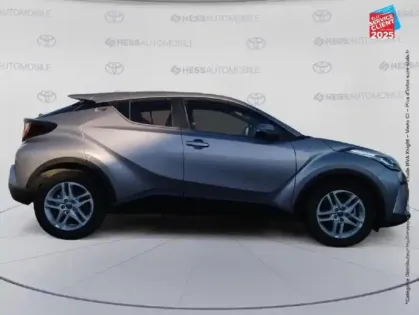 Photo 3 Toyota C-HR  122h Dynamic 2WD E-CVT Camera