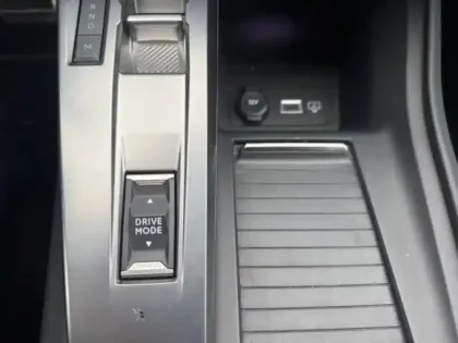 Photo 14 Peugeot 308  1.2 PureTech 130ch S&S GT EAT8