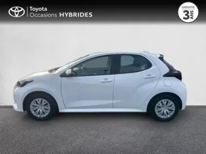 Photo 2 Toyota Yaris  116h Dynamic 5p MY22