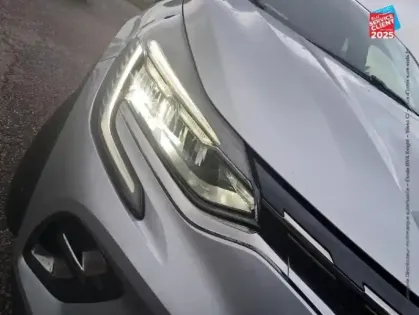 Photo 27 Renault Captur  1.6 E-Tech hybride 145ch Intens -21