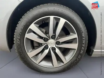 Photo 9 Peugeot 308  1.5 BlueHDi 130ch S&S Style EAT8