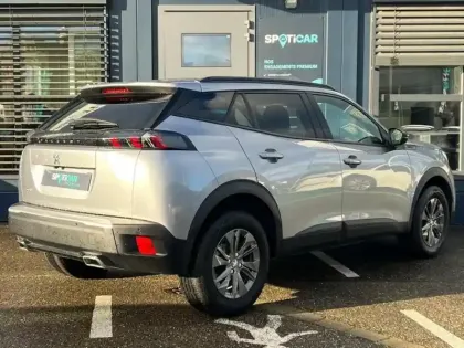 Photo 2 Peugeot 2008  1.2 PureTech 130ch S&S Style EAT8