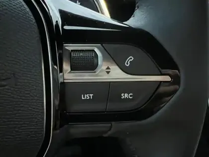 Photo 10 Peugeot 2008  1.2 PureTech 130ch S&S Style EAT8