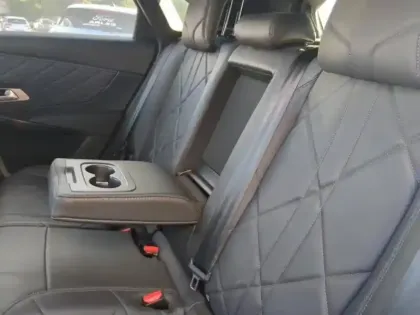 Photo 14 DS DS 7  Crossback PureTech 180ch Grand Chic Automatique 9cv 119g