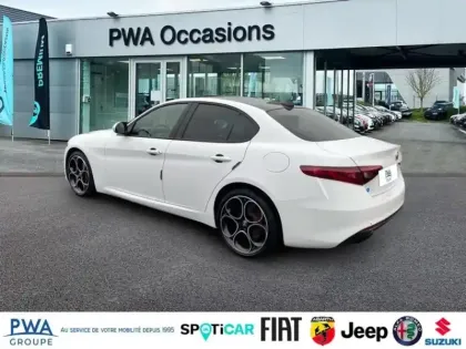 Photo 6 Alfa Romeo Giulia  2.0 TB 200ch Sprint AT8 MY22