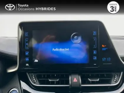 Photo 14 Toyota C-HR  122h Graphic 2WD E-CVT RC18