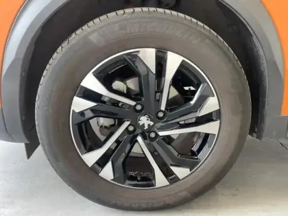 Photo 4 Peugeot 2008  1.2 PureTech 100ch S&S Allure