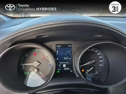 Photo 13 Toyota C-HR  122h Dynamic Business 2WD E-CVT + Programme Beyond Zero Academy MY22