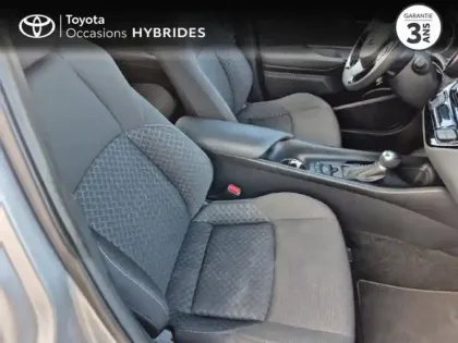Photo 5 Toyota C-HR  122h Dynamic Business 2WD E-CVT + Programme Beyond Zero Academy MY22
