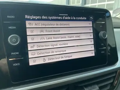 Photo 14 Volkswagen T-roc  1.0 TSI 110ch Life Plus