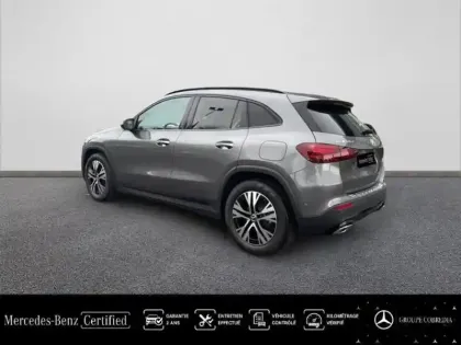 Photo 2 Mercedes GLA  180 d 116ch Progressive Line 8G-DCT