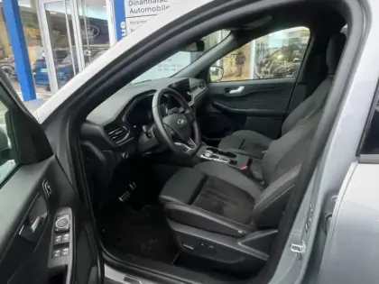 Photo 8 Ford Kuga  2.5 Duratec 180ch Hybrid FlexiFuel ST-Line X Powershift