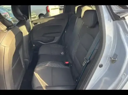 Photo 10 Renault Clio  1.6 E-Tech 145ch full hybrid esprit Alpine - 24