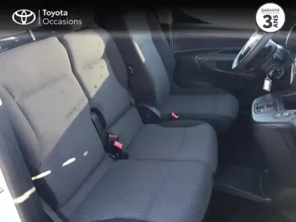 Photo 5 Toyota Yaris  116h Dynamic 5p MY22