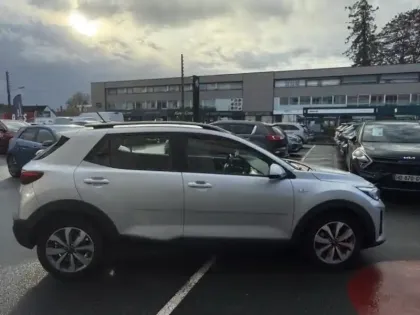 Photo 7 Kia Stonic  1.0 T-GDi 120ch MHEV Active iBVM6