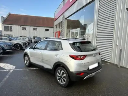 Photo 2 Kia Stonic  1.0 T-GDi 120ch MHEV Active iBVM6