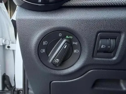 Photo 10 Skoda Fabia  1.0 TSI Evo2 95ch Selection