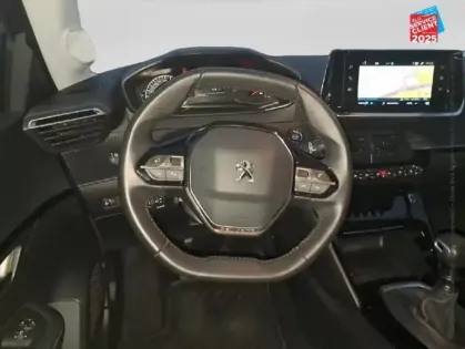 Photo 11 Peugeot 208  1.2 PureTech 100ch S&S Allure 118g