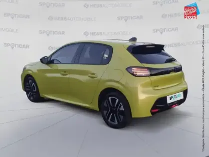 Photo 22 Peugeot 208  1.2 PureTech 100ch S/S Allure Camera Carplay