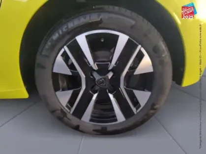 Photo 24 Peugeot 208  1.2 PureTech 100ch S/S Allure Camera Carplay