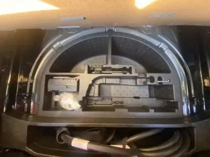 Photo 8 Volkswagen E-Up ! Electrique 83ch Life Plus