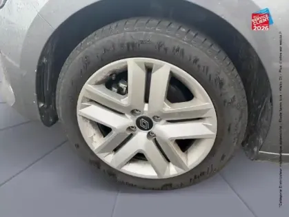 Photo 9 Renault Clio  1.5 Blue dCi 100ch Evolution - 24