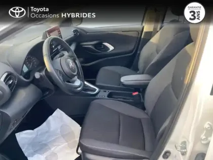 Photo 10 Toyota Yaris  116h Dynamic 5p MY22