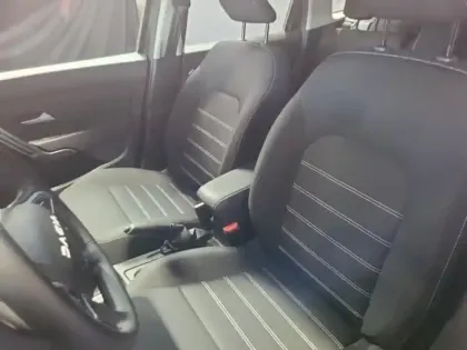 Photo 8 Dacia Duster  1.0 ECO-G 100ch Expression 4x2