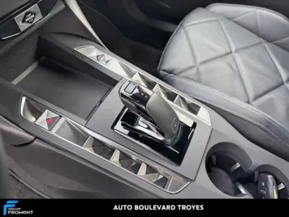 Photo 13 DS DS 3  Crossback BlueHDi 130ch Rivoli Automatique 132g