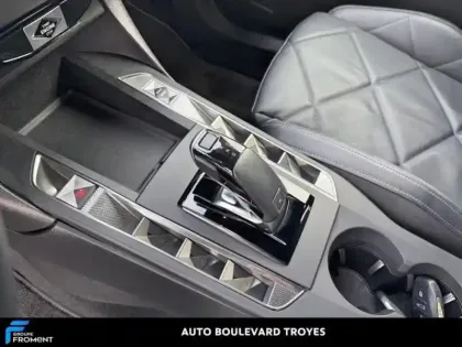 Photo 28 DS DS 3  Crossback BlueHDi 130ch Rivoli Automatique 132g