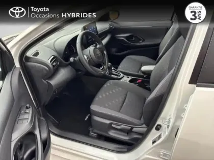 Photo 10 Toyota Yaris  116h Design 5p MY25