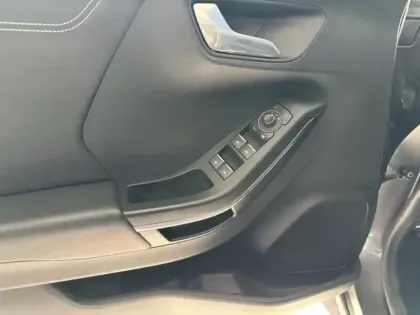 Photo 12 Ford Puma  1.0 Flexifuel 125ch S&S mHEV Titanium X