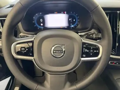 Photo 12 Volvo V60  B4 197ch Ultra Style Dark DCT 7