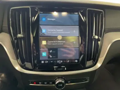 Photo 14 Volvo V60  B4 197ch Ultra Style Dark DCT 7