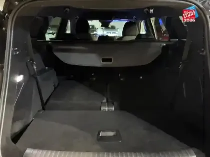 Photo 28 Peugeot 5008  Hybrid 136ch GT e-DCS6