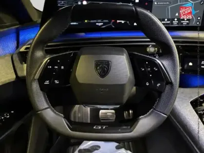 Photo 11 Peugeot 5008  Hybrid 136ch GT e-DCS6