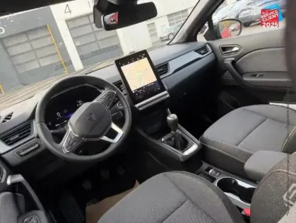 Photo 14 Renault Captur  1.0 TCe 90ch Techno - 25 GPS Camera