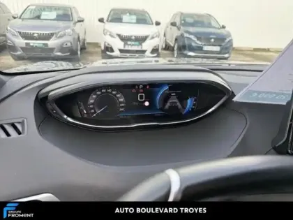 Photo 9 Peugeot 3008  1.5 BlueHDi 130ch S&S GT EAT8