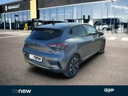 Photo 5 Renault Clio  1.6 E-Tech 145ch full hybrid Techno - 24