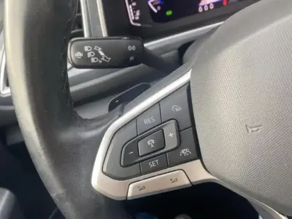 Photo 8 Volkswagen T-roc  1.5 TSI EVO 150ch Style DSG7