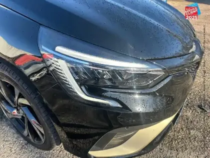 Photo 12 Renault Clio  1.6 E-Tech hybride 145ch Engineered