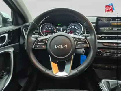 Photo 26 Kia Ceed  SW 1.6 CRDI 136CH MHEV ACTIVE GPS CAMERA