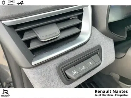 Photo 27 Renault Clio Gén. V (BJA) Ph2 Evolution 5