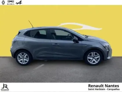 Photo 23 Renault Clio Gén. V (BJA) Ph2 Evolution 5